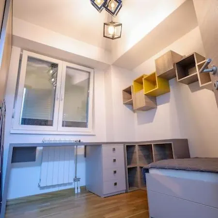 Peaceful And Calm Daire Üsküp