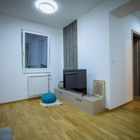 Appartement Peaceful & Calm With Free Private Garage