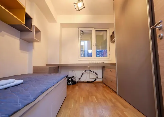 Peaceful And Calm Apartment